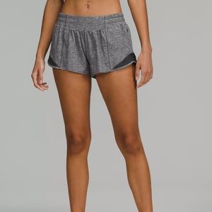 Lululemon Hotty Hot Short II